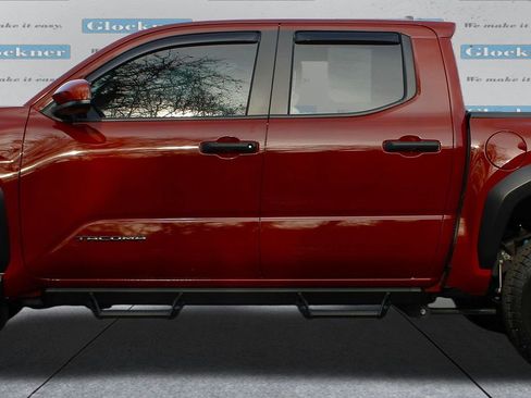Used 2025 Toyota Tacoma SR5 image 10