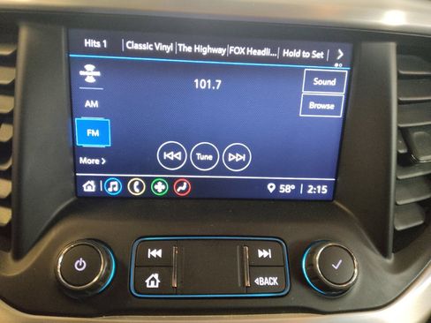 Used 2022 GMC Acadia SLE w/ Driver Convenience Package FWD image 25