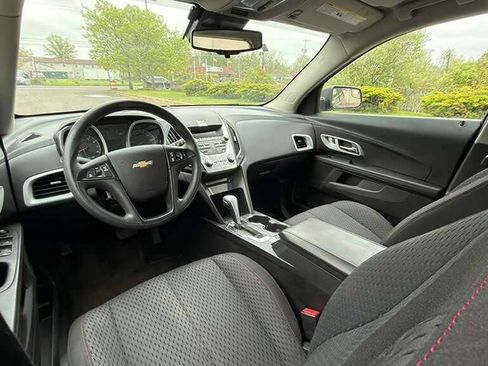 Used 2013 Chevrolet Equinox LS FWD image 11