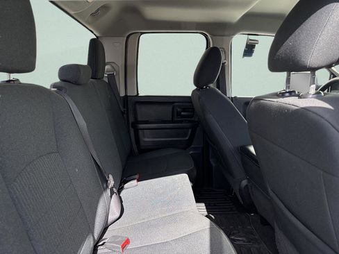 Used 2021 RAM 1500 Express image 27