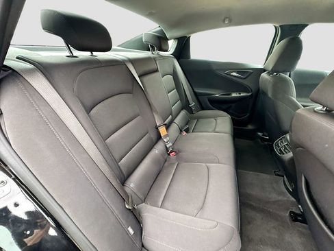 Used 2024 Chevrolet Malibu LT image 25