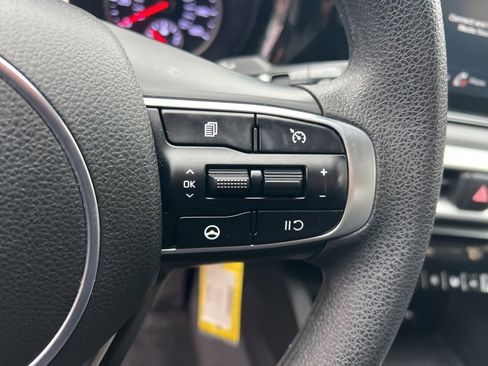 Used 2021 Kia K5 LX image 15
