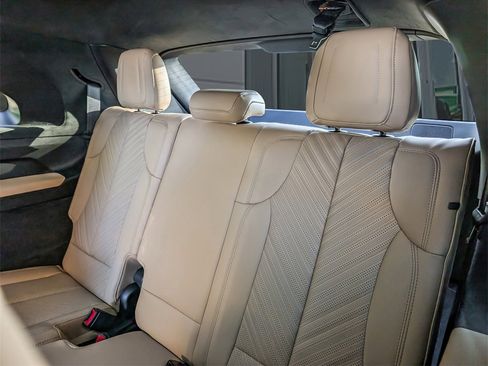 New 2026 Cadillac Escalade IQ Luxury 2 image 16