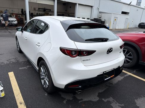 Used 2025 MAZDA MAZDA3 s FWD image 5