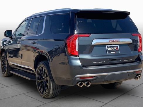 Used 2021 GMC Yukon Denali w/ Denali Premium Package AWD/4WD image 12