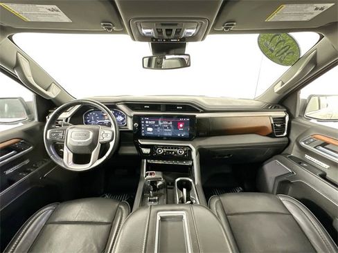 Used 2022 GMC Sierra 1500 Denali image 3