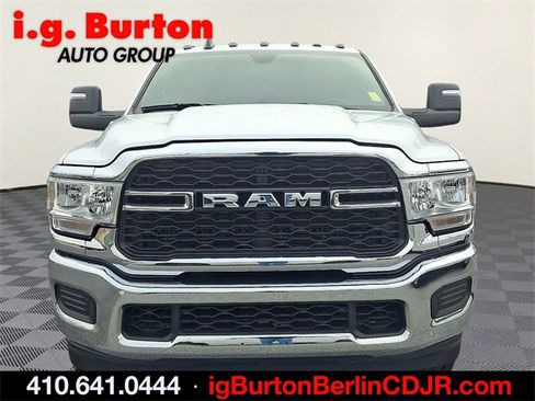 Used 2024 RAM 2500 Tradesman w/ Chrome Appearance Group image 2