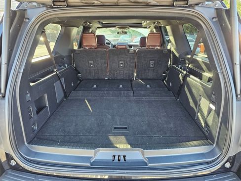 Used 2023 Ford Expedition Max Limited image 27