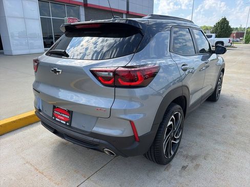 Used 2024 Chevrolet TrailBlazer RS w/ Convenience Package FWD image 4