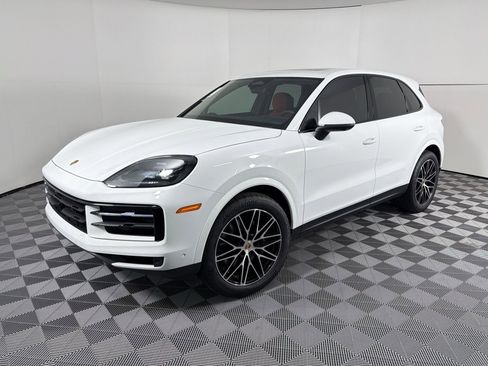 Used 2026 Porsche Cayenne AWD/4WD image 1