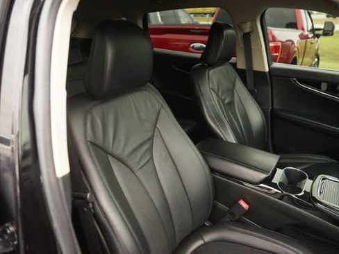 Used 2021 Lincoln Nautilus AWD w/ Equipment Group 101A image 19