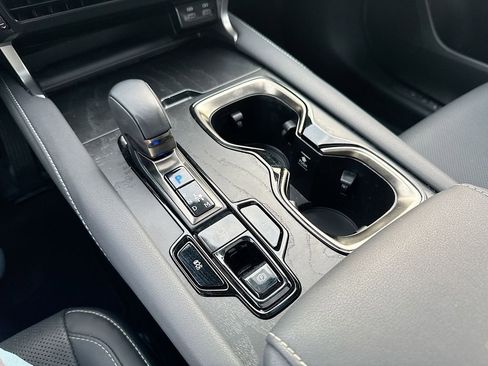 Used 2024 Lexus RX 350 Premium w/ Accessory Package (Z1) image 30