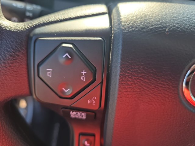 Used 2020 Toyota Tacoma SR w/ SR Convenience Package RWD image 17