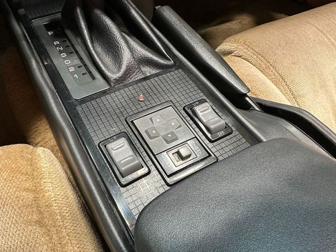 Used 1992 Pontiac Firebird Convertible RWD image 29