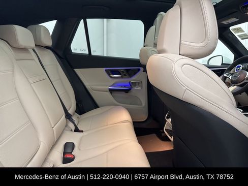 Used 2026 Mercedes-Benz GLC 300 image 25