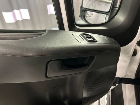 Used 2025 RAM ProMaster 2500 image 13
