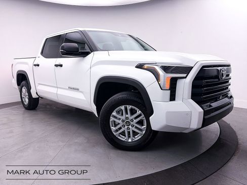 Used 2024 Toyota Tundra SR5 w/ SR5 Convenience Package image 1