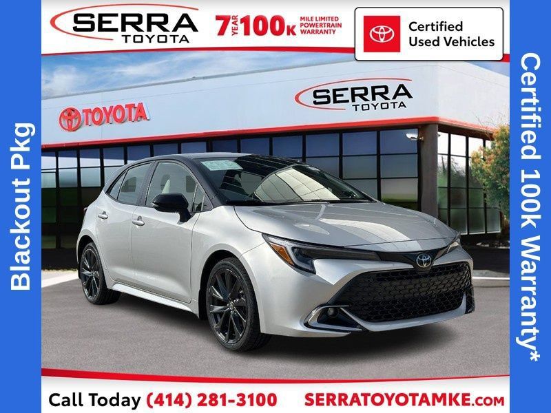 Used 2025 Toyota Corolla XSE FWD image 1