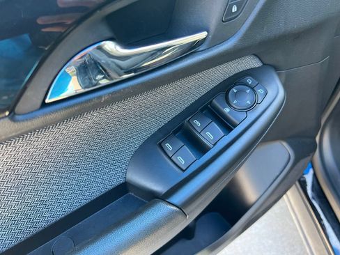 Used 2025 Chevrolet TrailBlazer LT FWD image 11