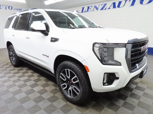 Used 2024 GMC Yukon AT4 image 3