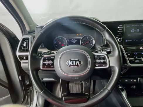 Used 2021 Kia Sorento EX FWD image 12
