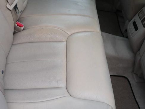 Used 2006 Cadillac DTS Luxury II w/ Sun And Sound Package image 29