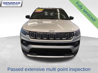 Certified 2025 Jeep Compass Limited AWD/4WD video 3