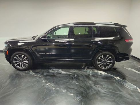 Used 2021 Jeep Grand Cherokee L Overland w/ Advanced Protech Group III AWD/4WD image 19