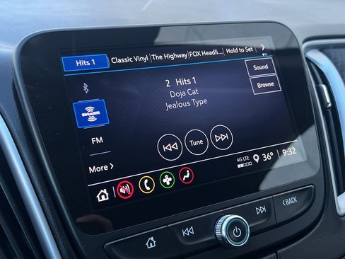 Used 2023 Chevrolet Malibu LT image 23