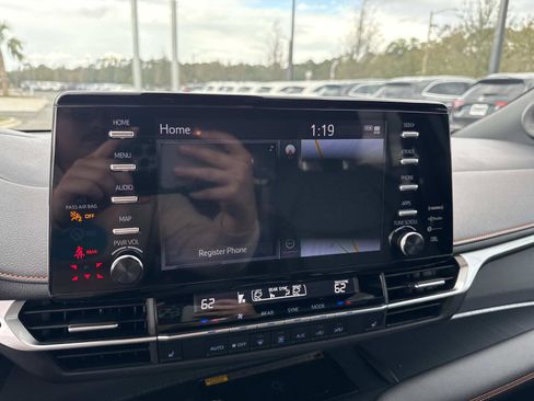 Used 2024 Toyota Sienna XSE image 25