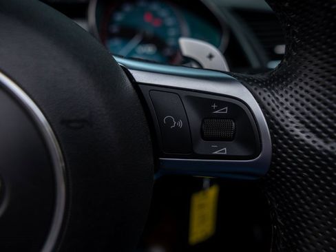 Used 2014 Audi R8 V10 image 30