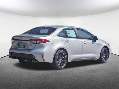 New 2026 Toyota Corolla SE w/ SE Package FWD image 5