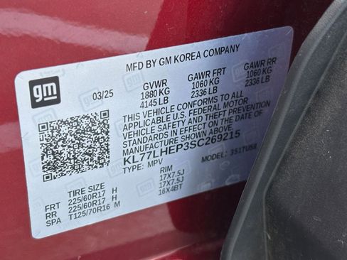 Used 2025 Chevrolet Trax LT image 44