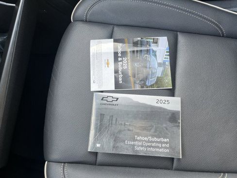 Certified 2025 Chevrolet Tahoe Premier image 23