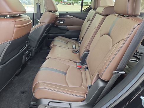 Used 2024 Honda Pilot Elite image 24