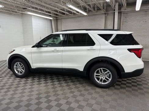 New 2026 Ford Explorer Active w/ Active Comfort Package image 10