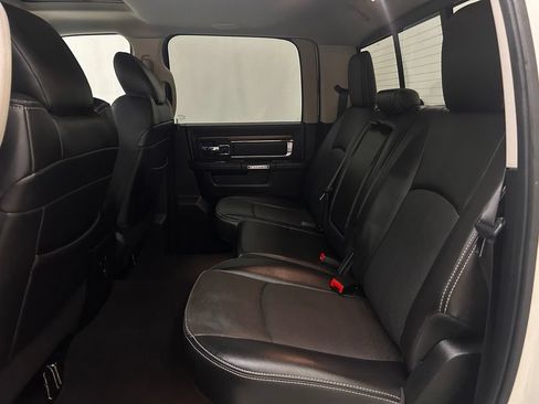 Used 2016 RAM 1500 Laramie w/ Convenience Group AWD/4WD image 14