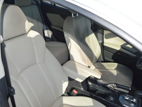 Used 2019 Subaru Impreza 2.0i Premium image 19