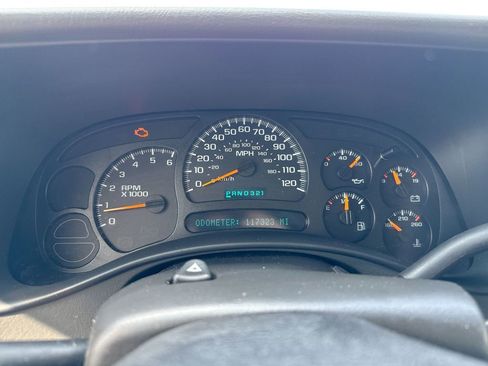 Used 2005 GMC Sierra 1500 SLE w/ Light Duty Power Package RWD image 12