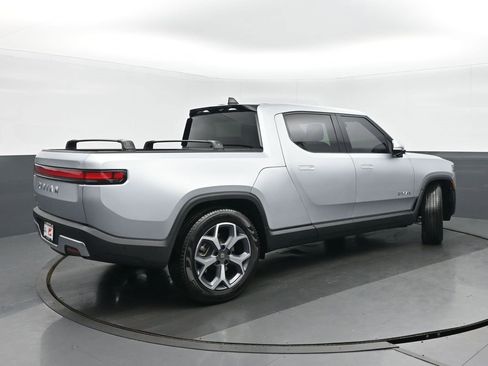 Used 2024 Rivian R1T Adventure image 3