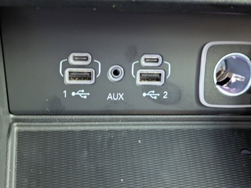 New 2025 Jeep Grand Cherokee Laredo image 24