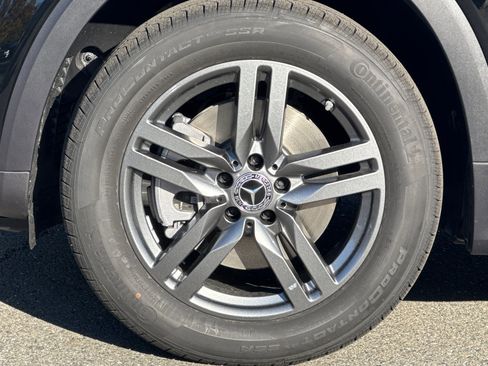 Used 2026 Mercedes-Benz GLB 250 image 11