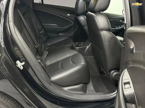 Used 2018 Chevrolet Volt Premier w/ Driver Confidence Package image 16