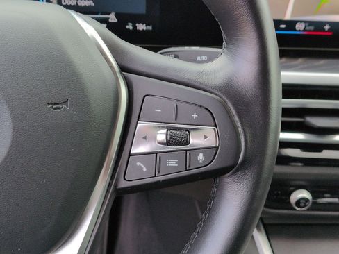 Used 2023 BMW i4 eDrive40 w/ Premium Package image 20