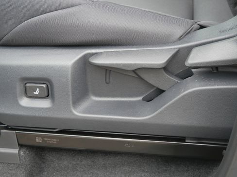 New 2026 Toyota Tacoma SR5 RWD image 7