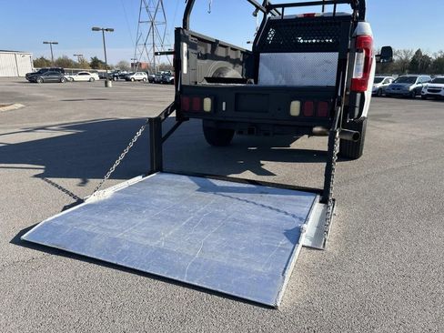 Used 2018 Ford F250 XL w/ Power Equipment Group image 18