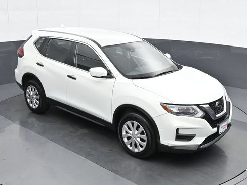 Used 2019 Nissan Rogue S AWD/4WD image 23