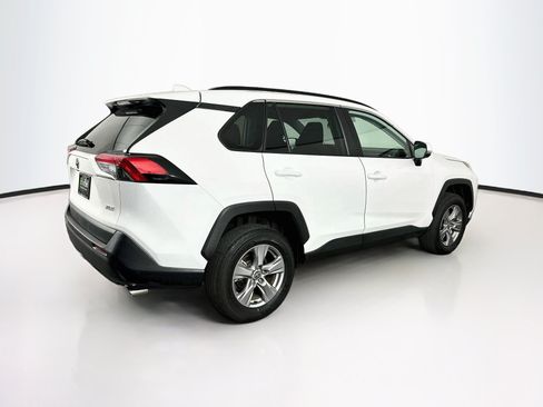 Used 2024 Toyota RAV4 XLE FWD image 9