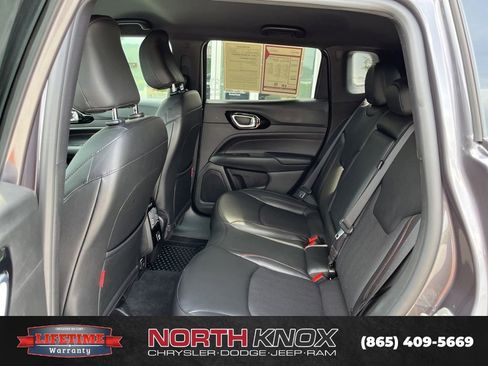 Used 2024 Jeep Compass Trailhawk AWD/4WD image 14