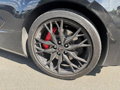 Used 2025 Chevrolet Corvette Stingray Preferred Cpe w/ Z51 Performance Package image 12